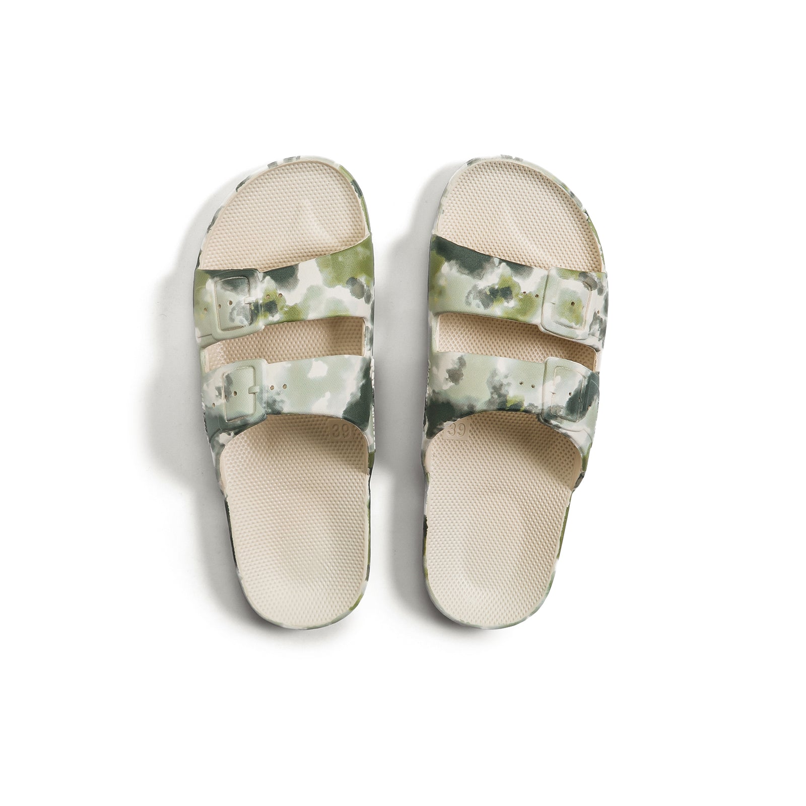 FM-BANDHANI-STONE-SLIDES